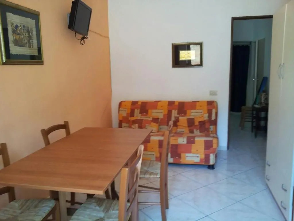 Casa Vacanza Terrazza Sul Mare 카스텔라마레델골포 0*,  이탈리아