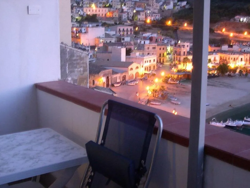 아파트 Casa Vacanza Terrazza Sul Mare 카스텔라마레델골포