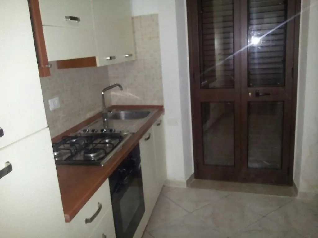 Casa Vacanza Terrazza Sul Mare 카스텔라마레델골포