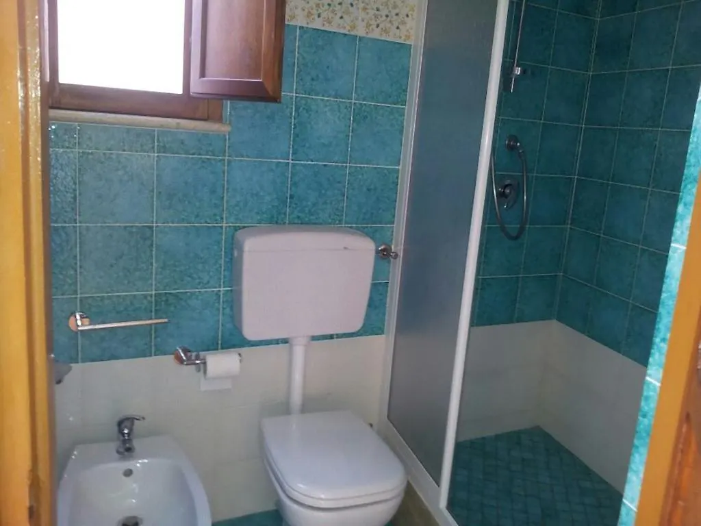 Casa Vacanza Terrazza Sul Mare 카스텔라마레델골포 아파트